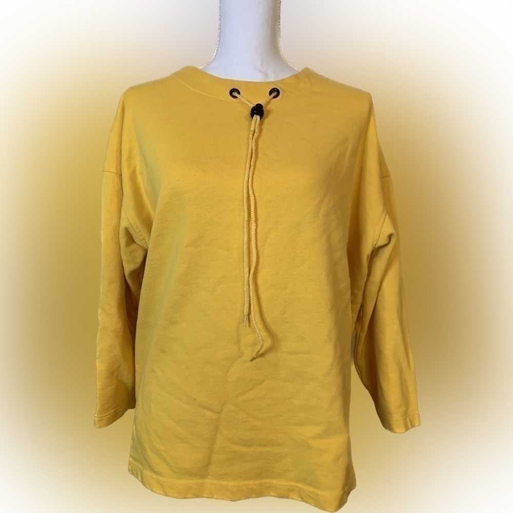 Necessary Objects Yellow Long Sleeve Sweatshirt Size Large
